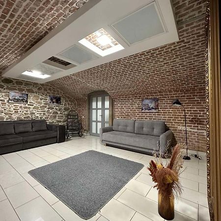 チェルニウツィー2Х Кім-Й Loft На Площі Філармонії By Willoxアパートメント エクステリア 写真