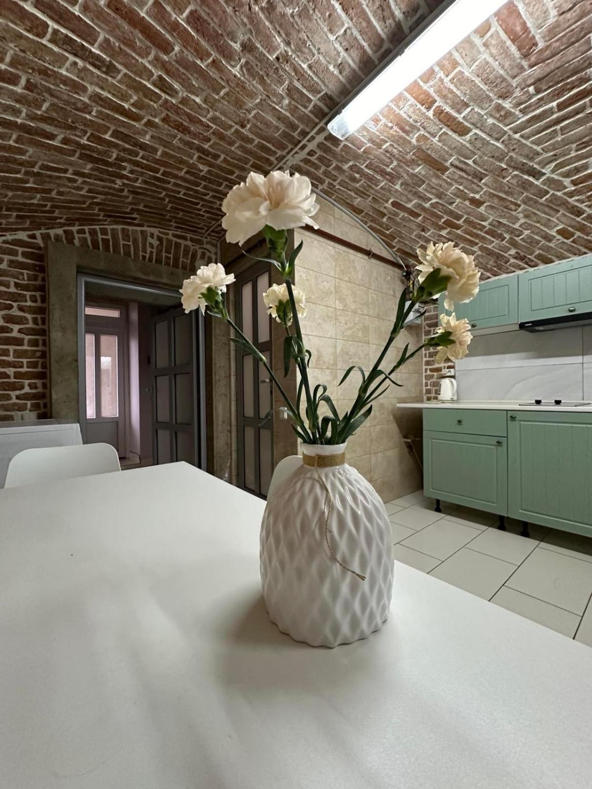チェルニウツィー2Х Кім-Й Loft На Площі Філармонії By Willoxアパートメント エクステリア 写真